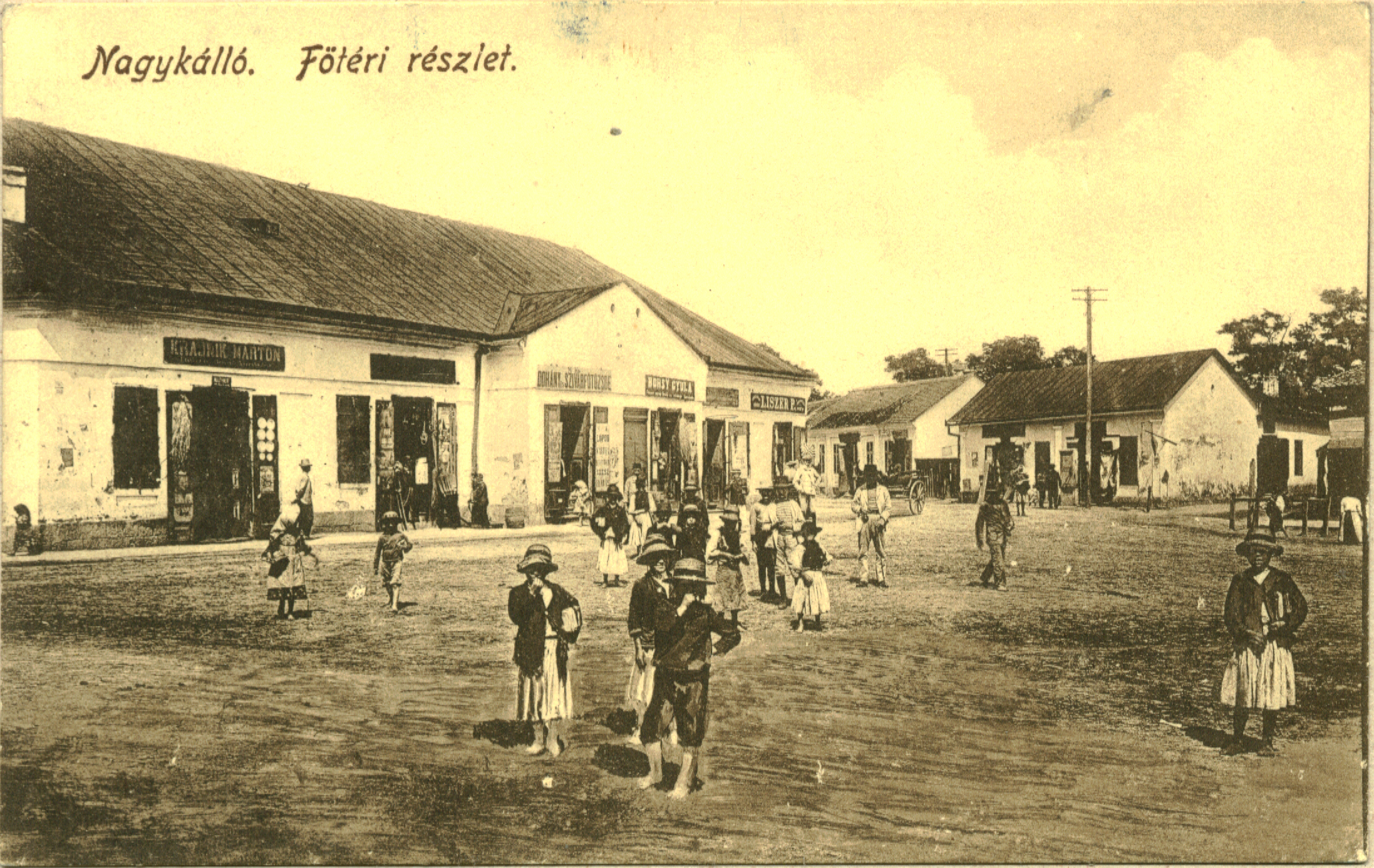 Főtéri részlet (Képeslap Jósa András Múzeum 69.180.)