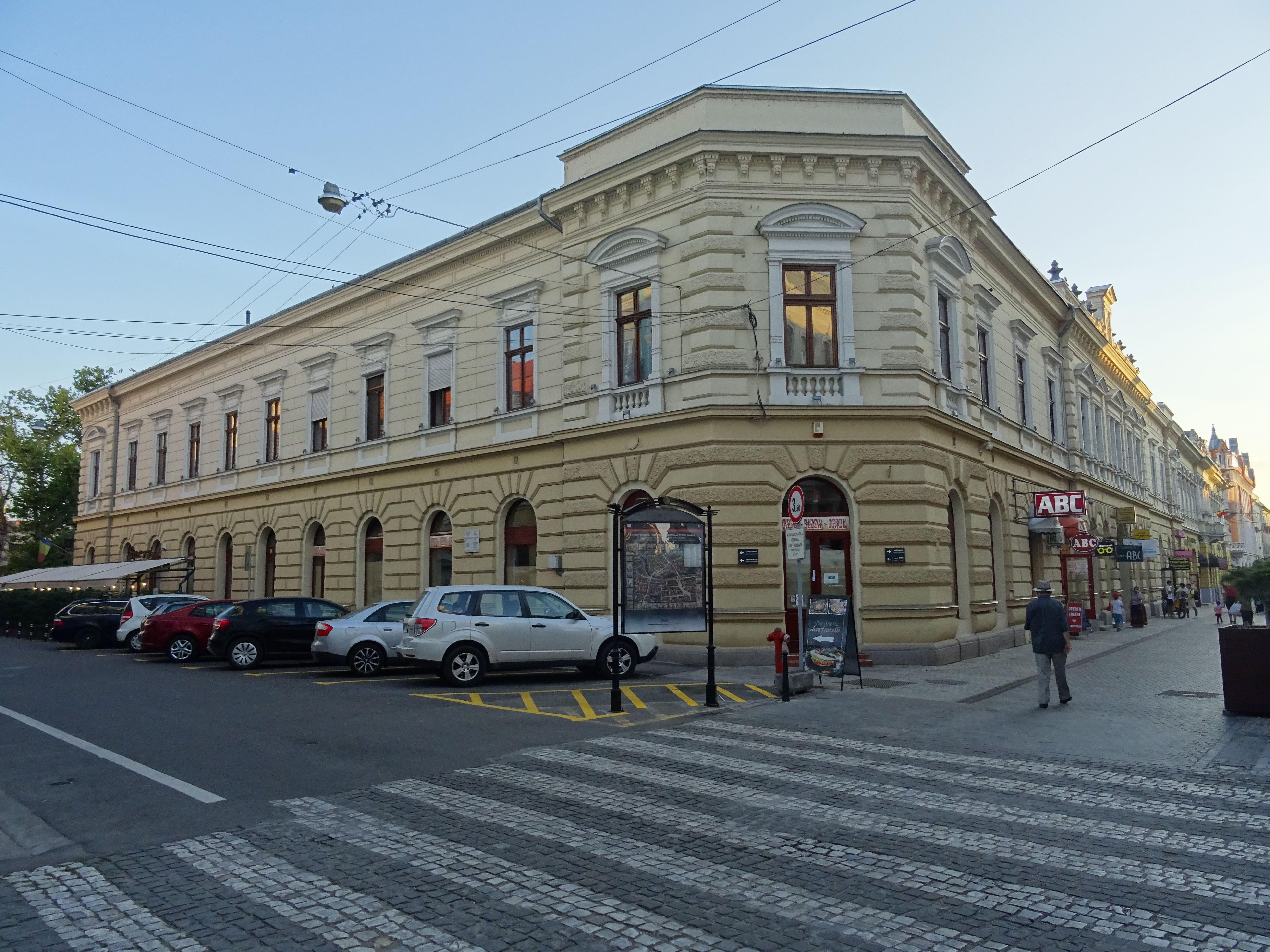  A szülőház helyén álló épület Nagyváradon (Fotó: Darvas Szilárd)